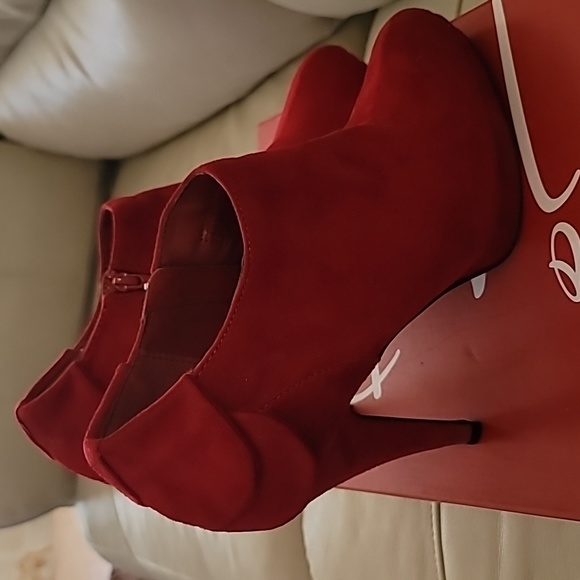 Bootie - Picture 2 of 6